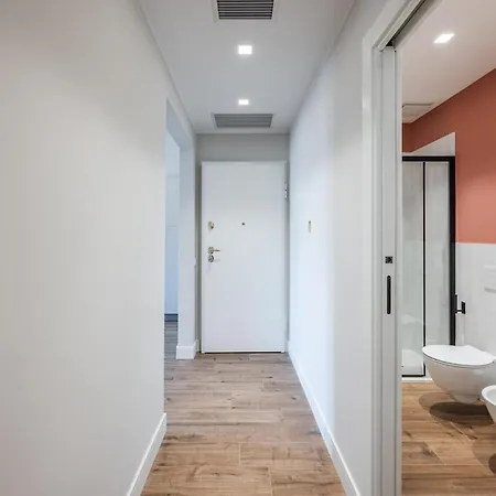 Luxury By The Sea - Design With Ac Apartment