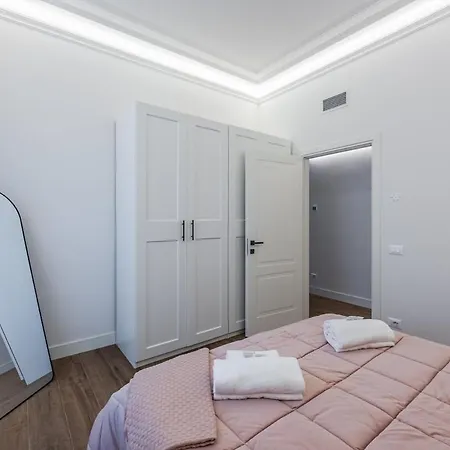 Luxury By The Sea - Design With Ac *